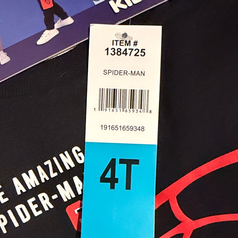 Marvel Spider-Man Kids five piece clothing set - Black, Blue, and Red - Picture 6 of 9